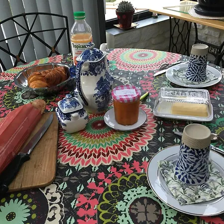 Chambre D'Hote Lajarrieleduc Frühstückspension 3*